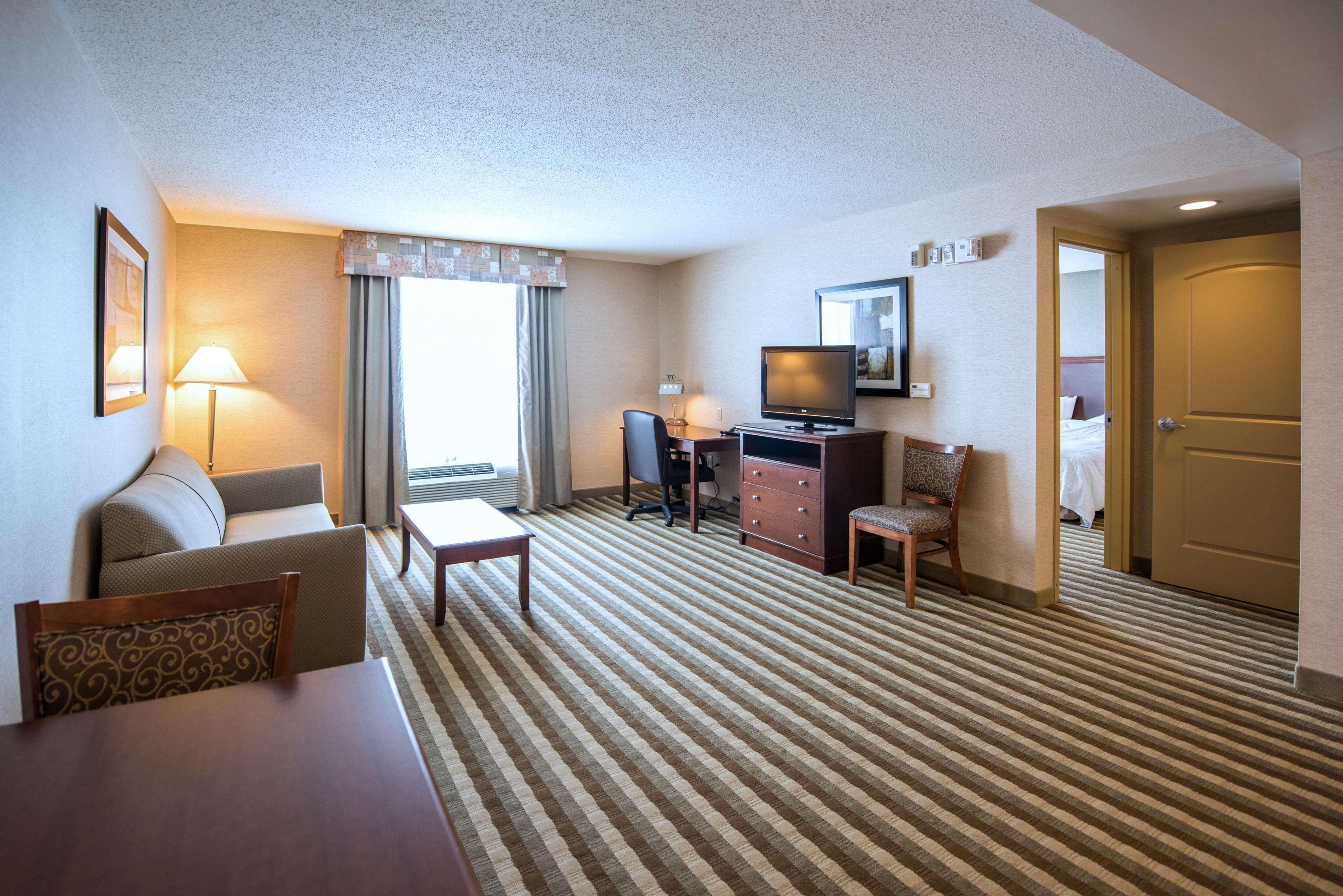 Hampton Inn Преск-Айл Экстерьер фото